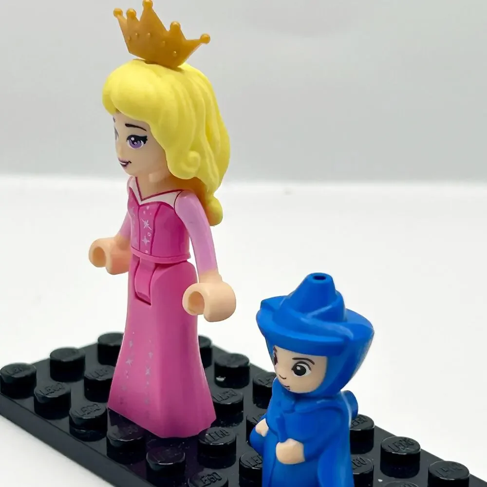 Lego Minifigure Disney Princess Sleeping Beauty & Good Fairy Merryweather 41152